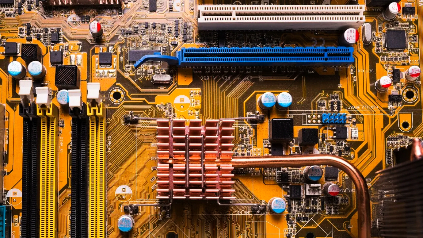 Panel de métricas vinculadas a la construcción de sistemas KPI y OKR